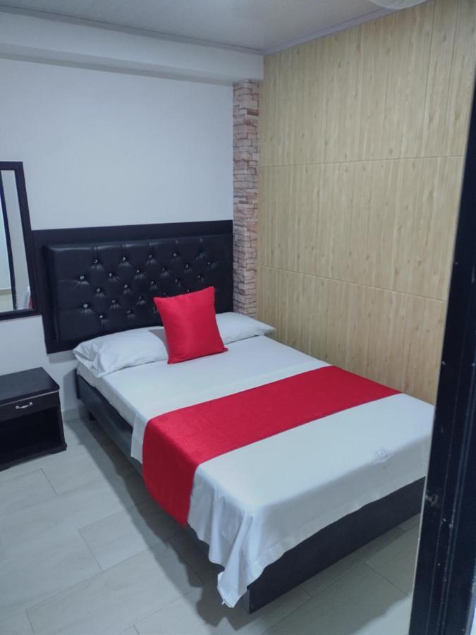 Hotel Plaza Centro Florencia  Exterior photo
